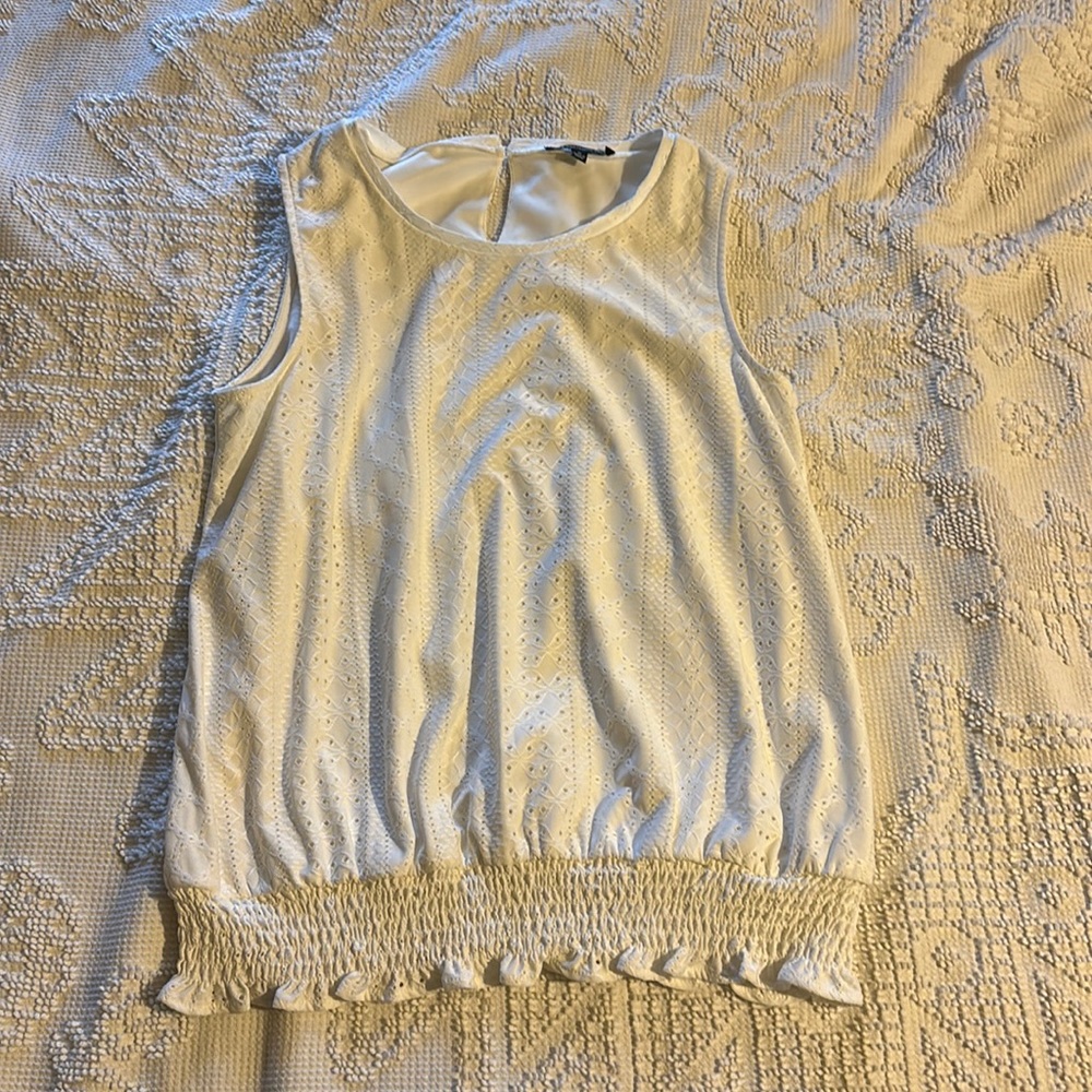 Women’s Dressy White Tank Top
